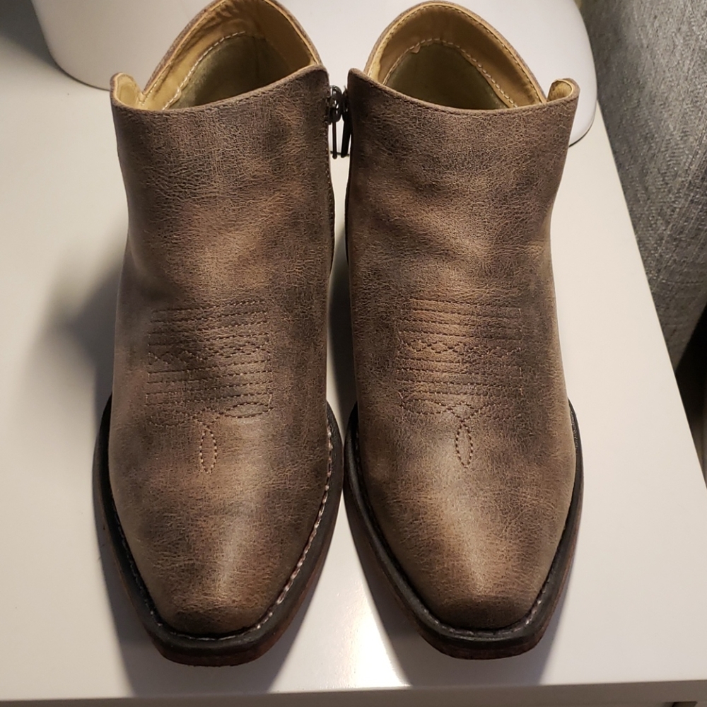 Roper Leather Western Ankle Boot